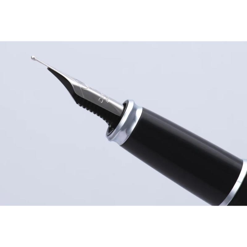 Diplomat Füllhalter Excellence A² lack schwarz chrom